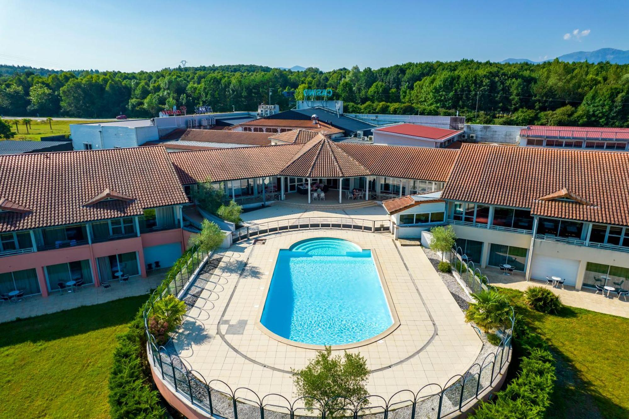 Hôtel du Casino de Capvern Extérieur photo
